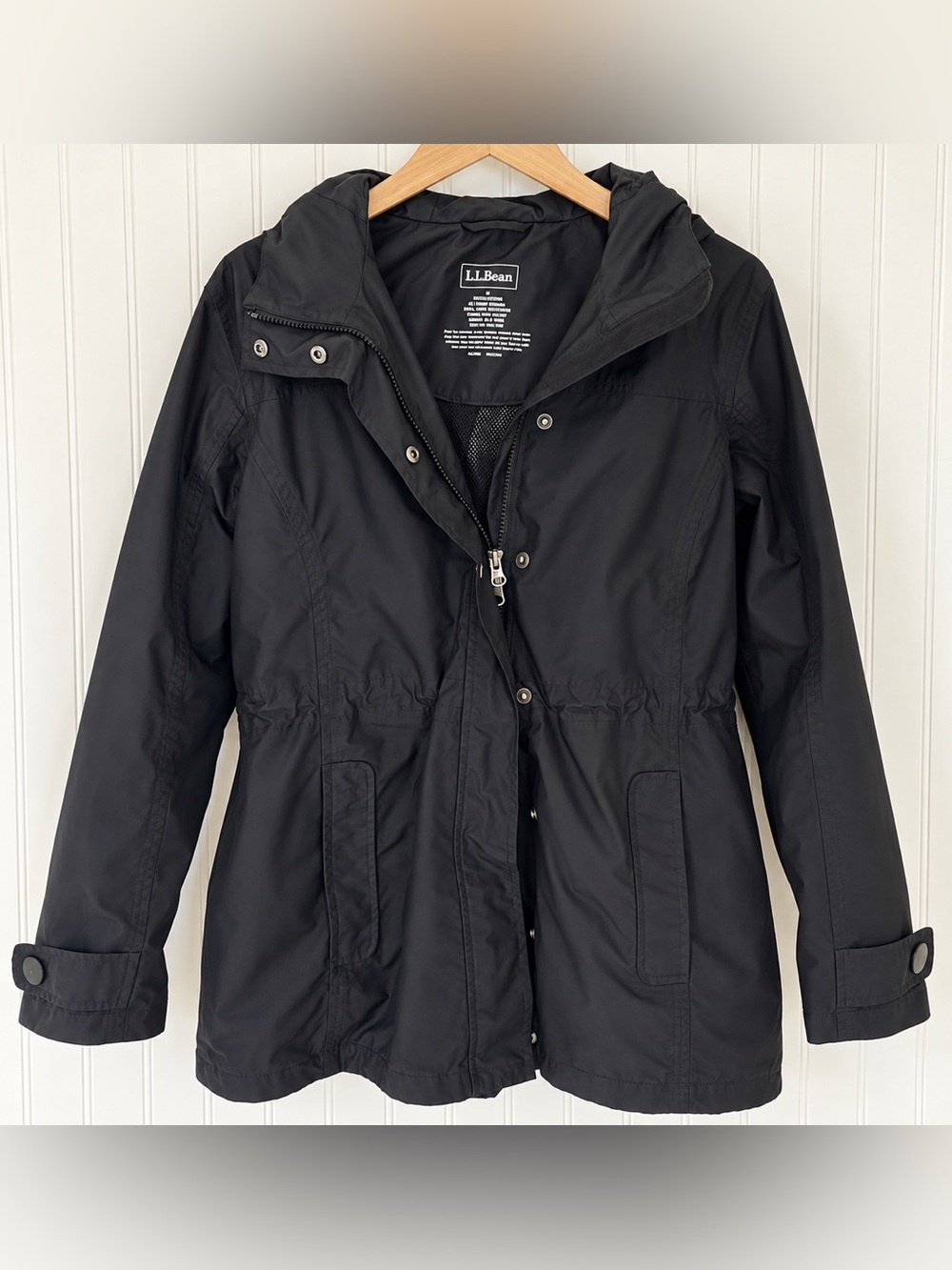 L.L. Bean Women's Black Rain Coat - Medium Petite